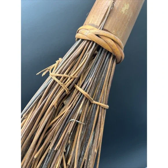 Hearth Broom Natural Straw Craft Whisk Broom Handle 33" Handmade Cobweb Broom - Picture 4 of 9